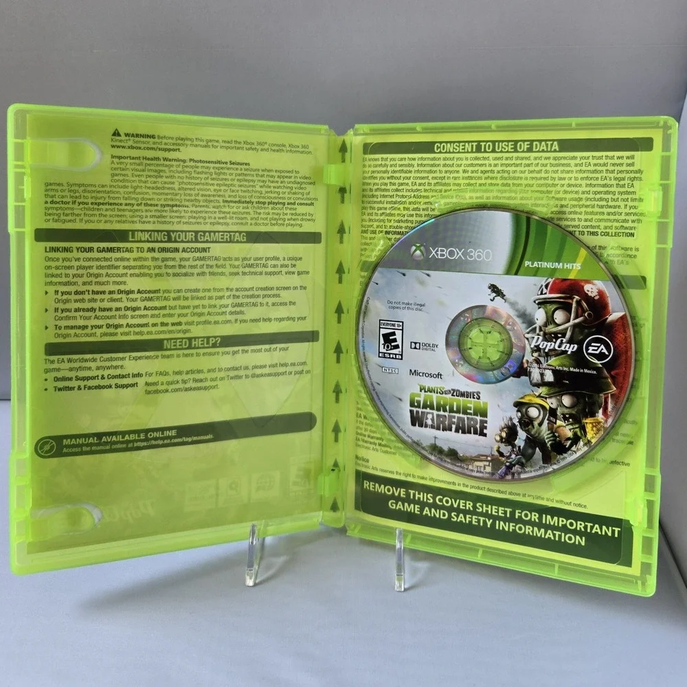 Plants vs. Zombies & Garden‎ Warfare Bundle - Microsoft Xbox 360 2 Games Working